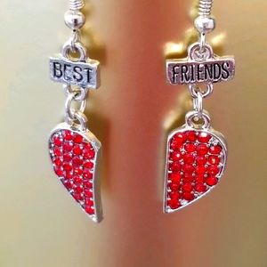 3/25🦋 Best Friends Hear Dangling Earrings